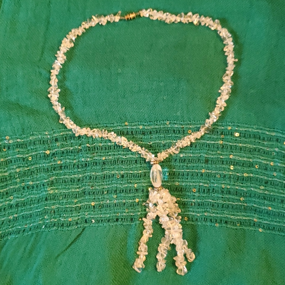 Crystal quartz hand made drop necklace - Picture 8 of 11